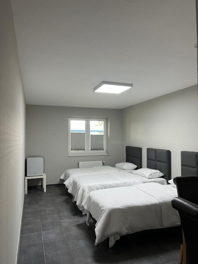 Motel am Outletcenter Neumünster Buitenkant foto